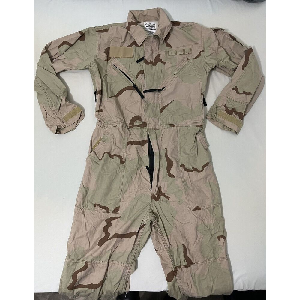 Army Military Coverall Mechanics Desert Camouflage Type II DCU Size M Suit